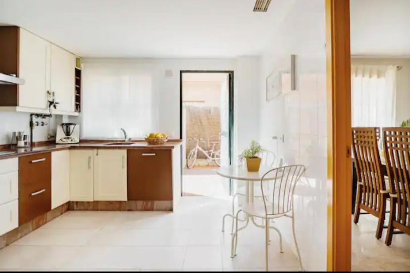 2 La Casa De Marilo Daire Tomares Dış mekan fotoğraf